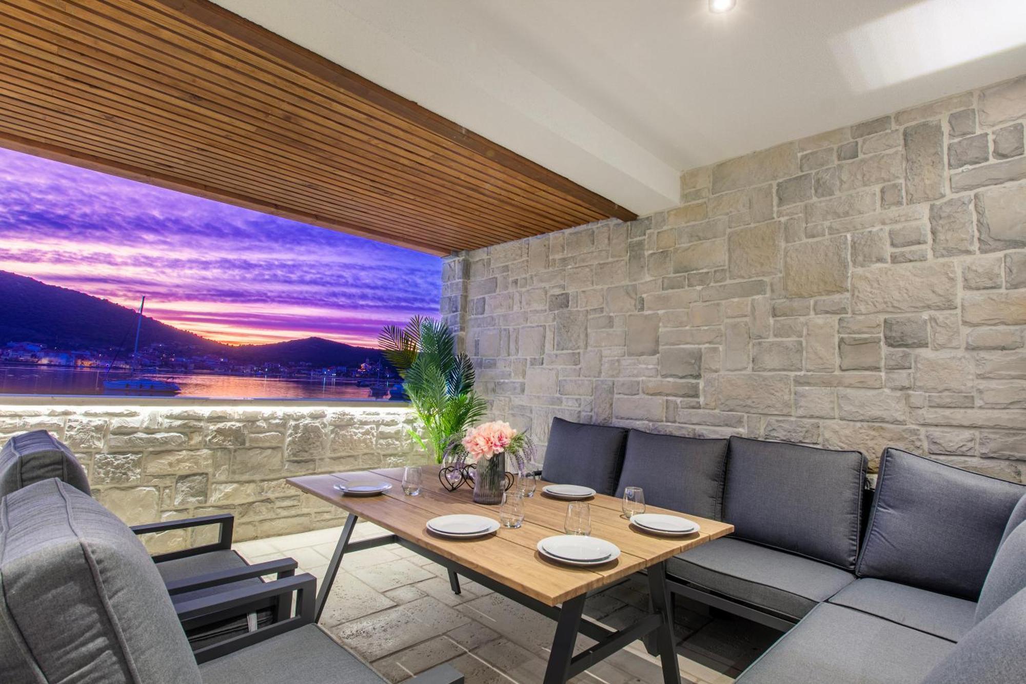 Seafront Villa Kupinica With Heated Pool Vinišće Eksteriør bilde